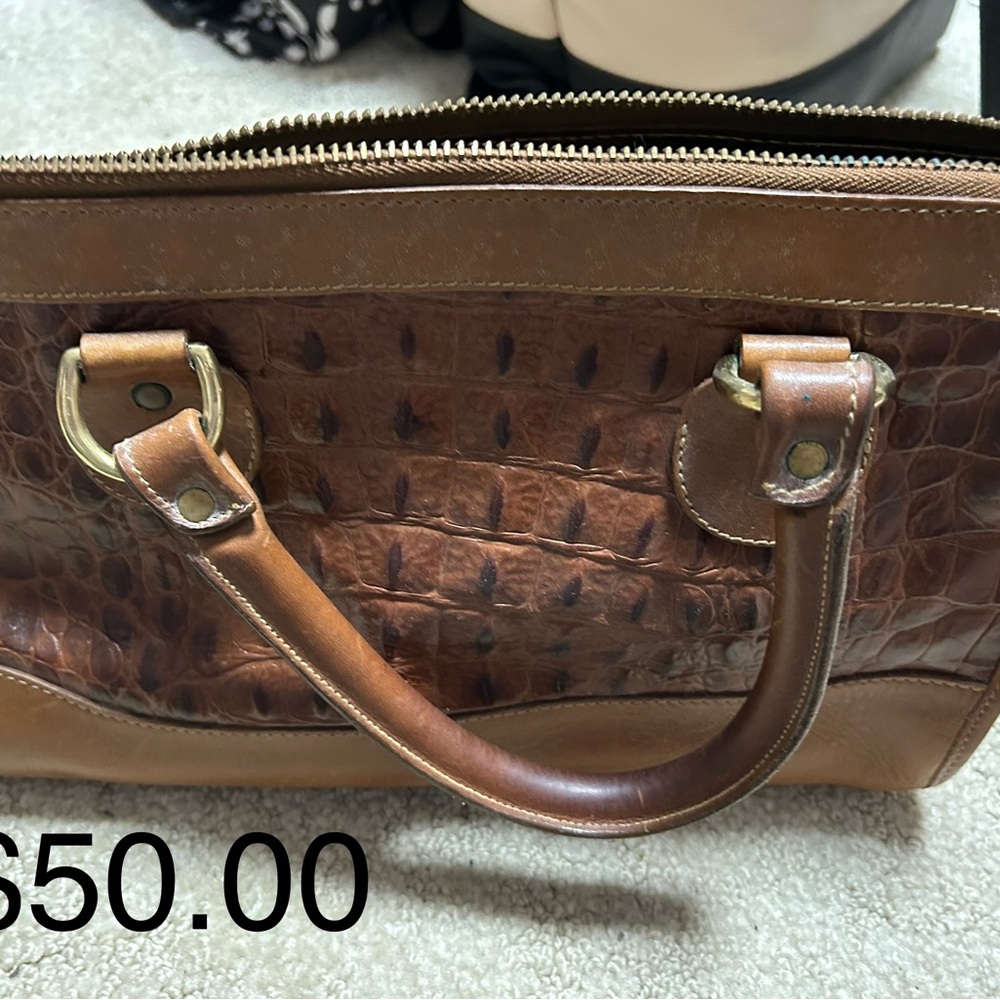Purses - Picture 9 of 14
